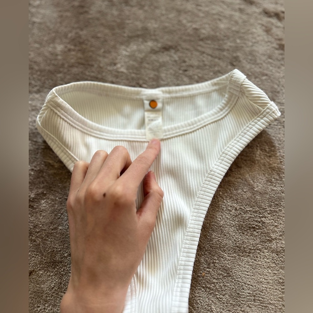 White ripple bottom size small - Picture 2 of 4